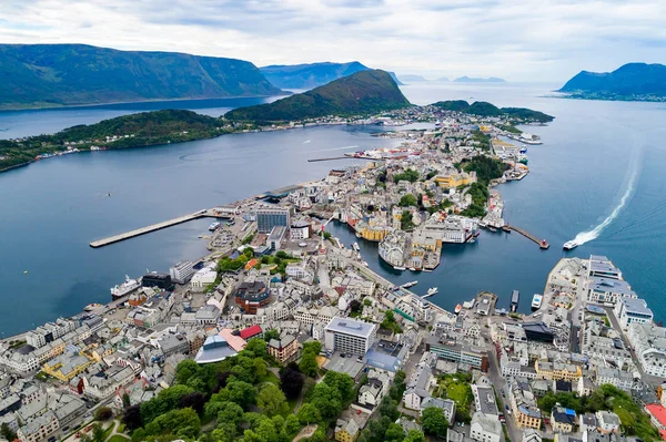 Aksla ve městě Alesund, Norsko — Stock fotografie