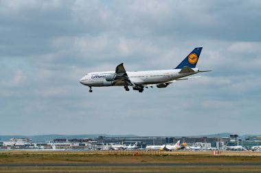 Frankfurt, Almanya: 23 Haziran 2017: Boeing 747 Lufthansa.