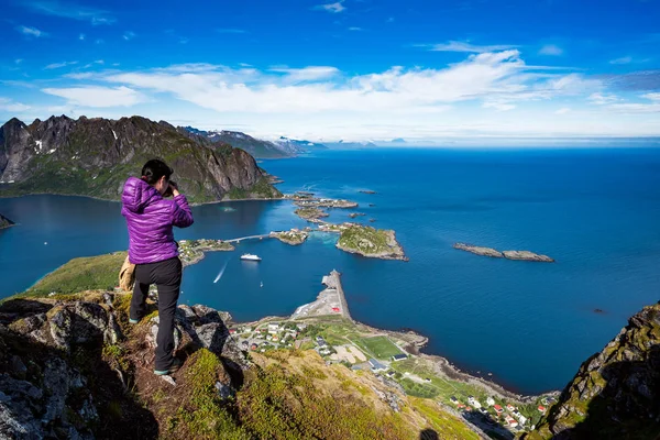 Fotógrafo de naturaleza Noruega archipiélago de Lofoten . — Foto de Stock