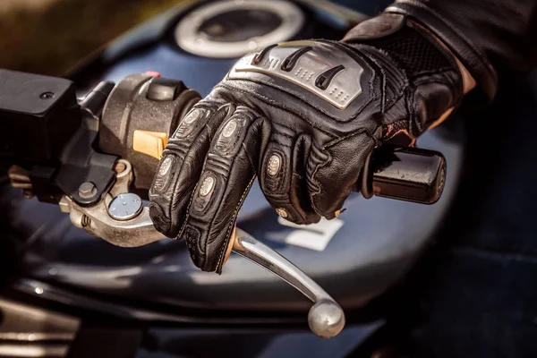 Мотоцикл гоночної рукавички — стокове фото