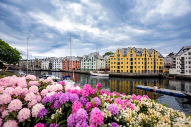 Şehir Alesund, Norveç