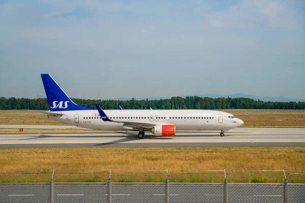 Αεροδρόμιο Φρανκφούρτης, Γερμανία: 23 Ιουνίου 2017: Airbus A320neo Scandin — Φωτογραφία Αρχείου