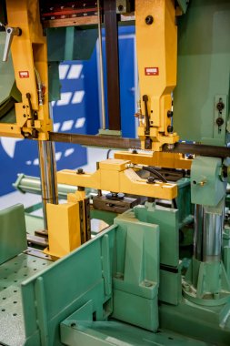 Modern makine testere