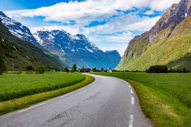 Norveç'te yol