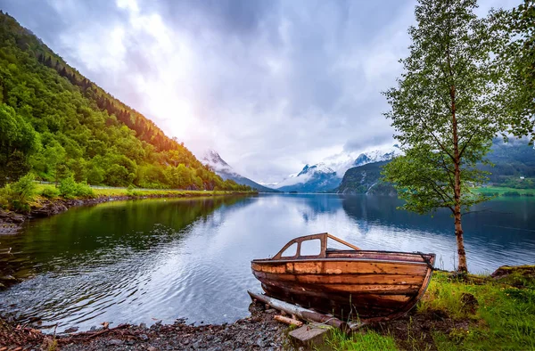 Prachtige natuur Noorwegen. — Stockfoto