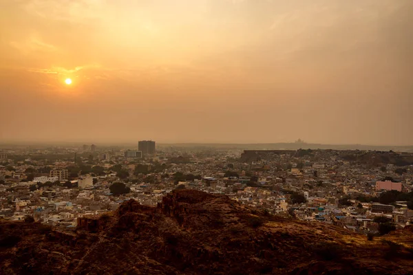Jodhpur (également ville bleue) est la deuxième plus grande ville de l'Indi — Photo