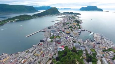 Aksla, Norveç 'in Alesund şehrinde.