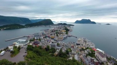 Aksla, Norveç 'in Alesund şehrinde.