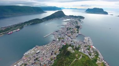 Aksla, Norveç 'in Alesund şehrinde.
