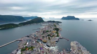 Aksla, Norveç 'in Alesund şehrinde.