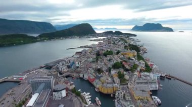 Aksla, Norveç 'in Alesund şehrinde.