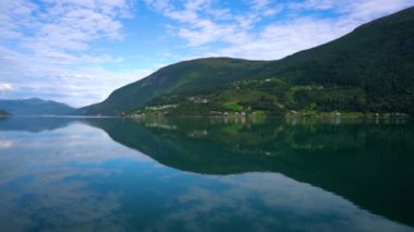Güzel Doğa Norveç Doğal Arazisi.