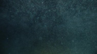 Su altında soyut bir arkaplan. Kirli su kapanıyor..