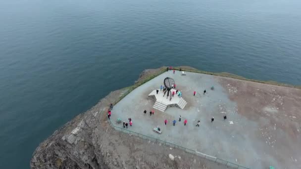 Noordkaap (Nordkapp) in Noord-Noorwegen. — Stockvideo