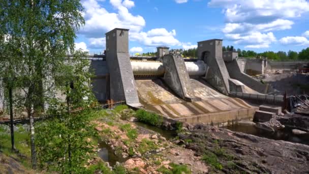 Vattenkraftverksdammen i Imatra Finland. — Stockvideo