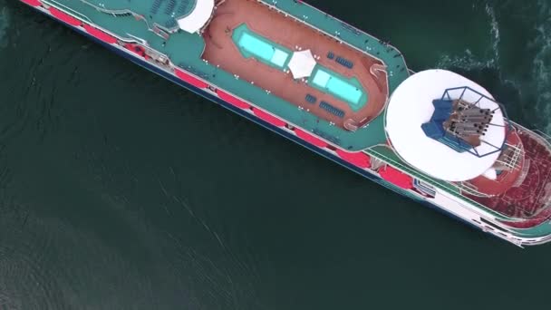 Bateau de croisière, paquebots de croisière sur Sognefjord ou Sognefjorden, Images Aériennes Flam Norvège 