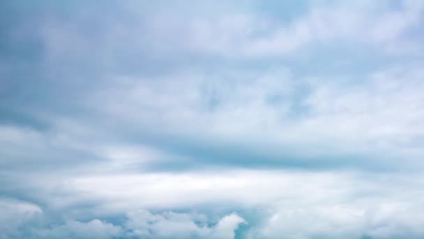 Hermosas nubes en movimiento timelapse — Vídeo de stock