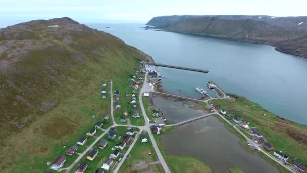 Riprese aeree dalla costa del Mare di Barents Capo Nord (Nordkapp) nel nord della Norvegia . — Video Stock