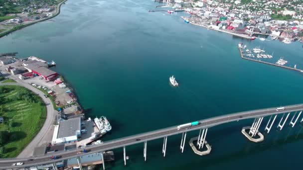 Tromso Köprüsü, Norveç Hava Görüntüleri — Stok video