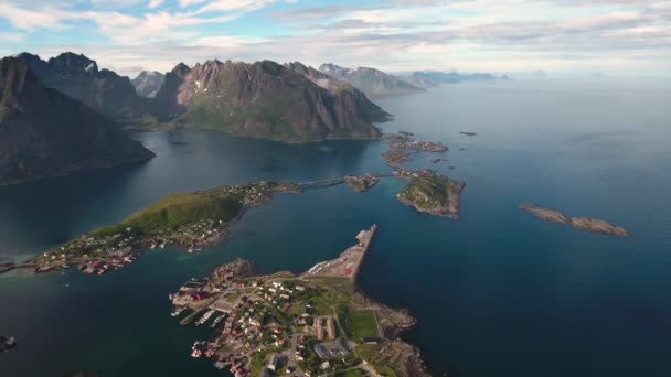 Lofoten archipel eilanden Luchtfoto 's — Stockvideo