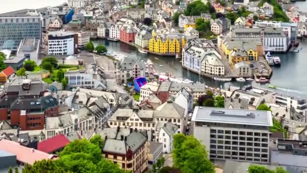 Aksla ve městě Alesund, Norsko timelapse. — Stock video