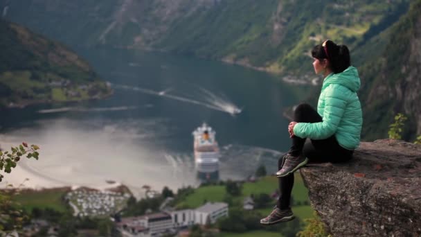 Geiranger fiyort, Norveç. — Stok video