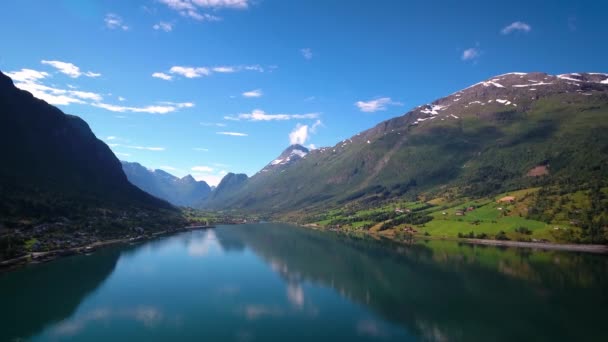 Material aéreo hermosa naturaleza norway. — Vídeos de Stock