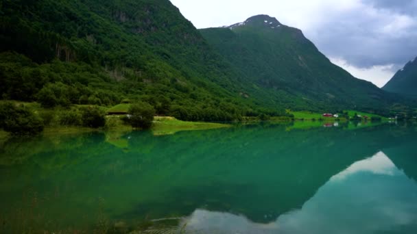 Hermosa naturaleza Noruega paisaje natural. — Vídeos de Stock