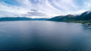 Hava görüntüleri. Güzel doğa Norveç..