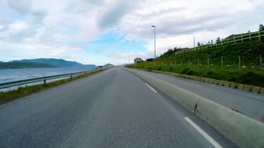 Norveç 'te Yolda Araba Kullanmak