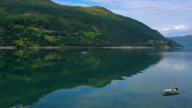 Güzel Doğa Norveç Doğal Arazisi.