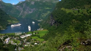 Geiranger fiyort, Norveç.