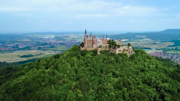 Castello di Hohenzollern, Germania. Voli aerei con drone FPV . — Video Stock