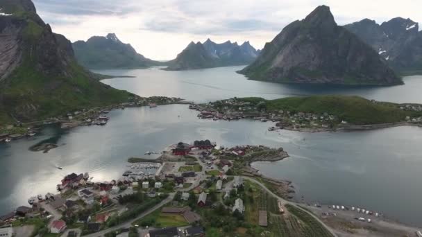 Lofoten archipel eilanden Luchtfoto 's — Stockvideo