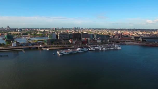 Letecký výhled na Amsterdam, Nizozemsko. Pohled z ptačího letu — Stock video