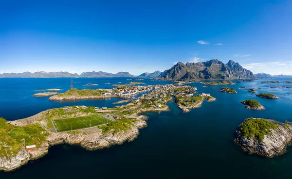 Henningsvaer Lofoten Egy Szigetcsoport Nordland Megyében Norvégiában Ismert Jellegzetes Táj — Stock Fotó