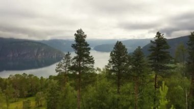 Hava görüntüleri. Güzel doğa Norveç..