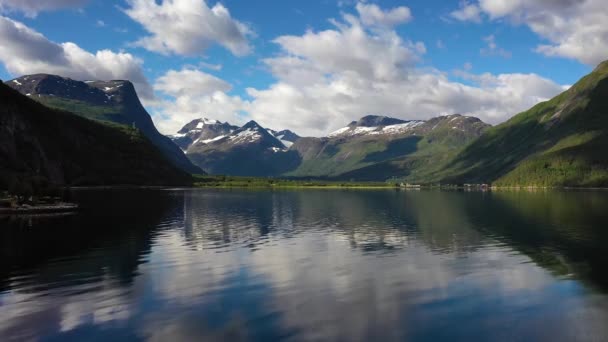 Hava görüntüleri. Güzel doğa Norveç.. — Stok video