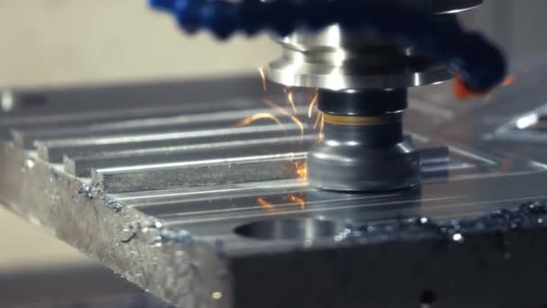 Fraiseuse CNC de tour de travail des métaux. Découpe de métal technologie de traitement moderne .