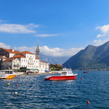 Manzara Perast Körfezi ve şehir, Karadağ