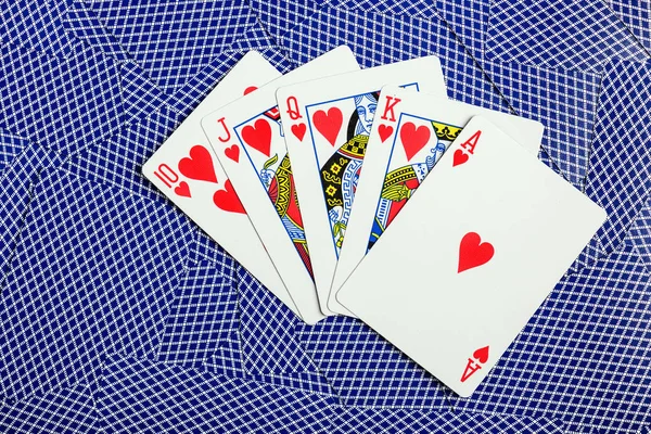 Jugar a las cartas al ras — Foto de Stock