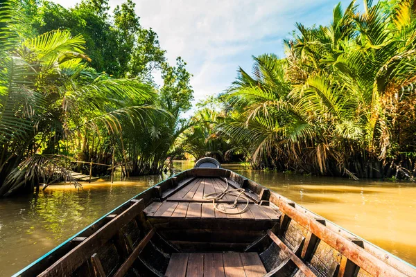 Barco no rio Mekong — Fotografia de Stock