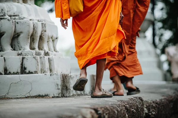 Buddhists near a stupa in a Buddhist temple — Stock Photo, Image