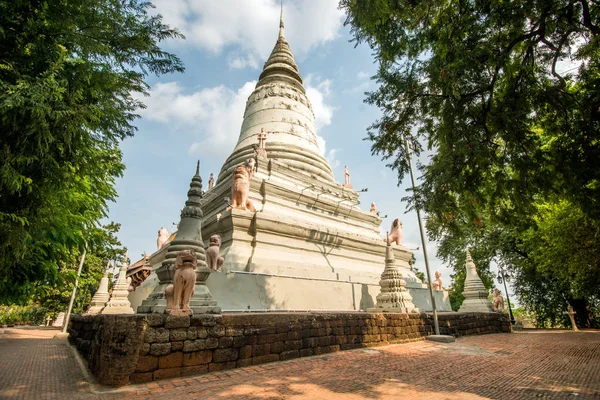 Wat phnom pagode — Stockfoto