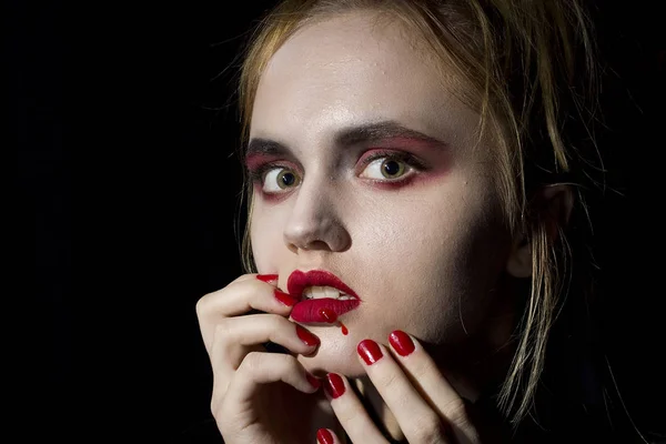 Young girl vampire — Stock Photo, Image