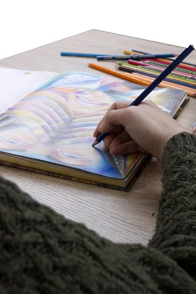 Малюнок та олівці для малювання — стокове фото