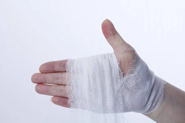 Bandage på en hand — Stockfoto