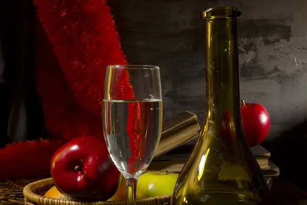 Vintage still life with wine — Stock Photo, Image