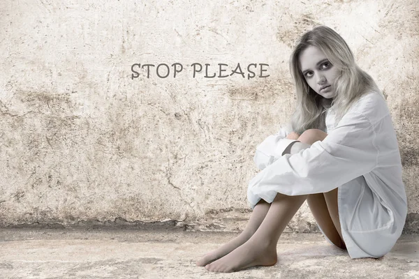 Smutna dziewczyna Proszę przestać — Zdjęcie stockowe