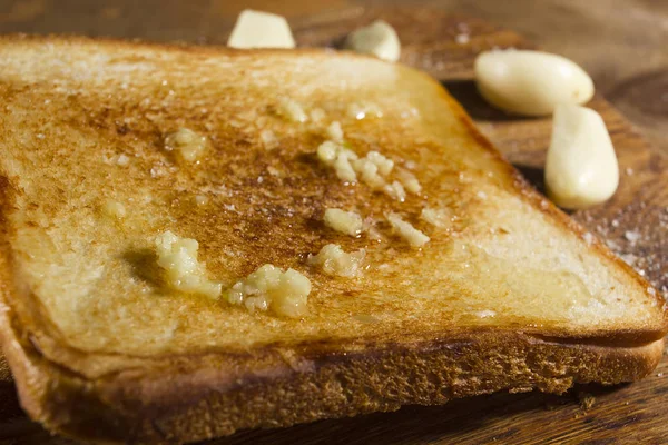 Geroosterde knoflook brood — Stockfoto